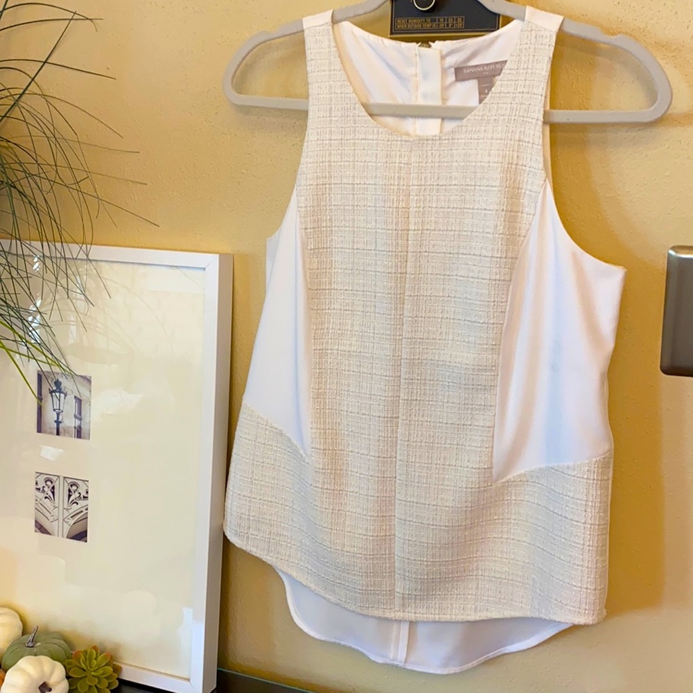 White sleeveless Banana Republic Factory top